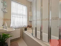 Недвижимость Crouch Road: 3