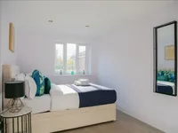 Недвижимость Canterbury Court, Bromyard Avenue: 1