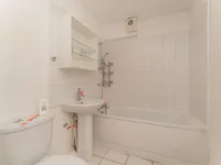 Недвижимость Johnson Street: 6