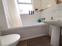 Недвижимость St. Thomas's Road: 3