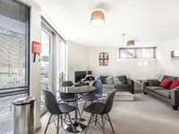 Недвижимость Plumbers Row: 6