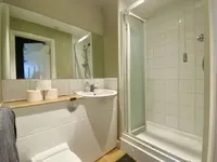 Недвижимость 106 Chandler Way: 1