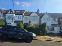 Недвижимость Woodstock Avenue: 3