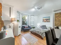 Недвижимость Sutherland Avenue: 7