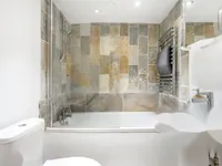 Недвижимость Sutherland Avenue: 10