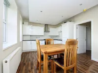 Недвижимость Churchfield Road: 7