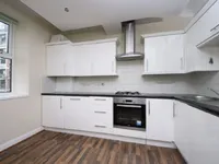 Недвижимость Churchfield Road: 8