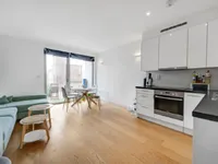 Недвижимость Woodger Road: 10