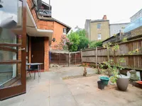 Недвижимость Mary Datchelor Close: 5