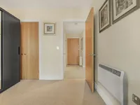 Недвижимость Londinium Tower, 87 Mansell Street: 4