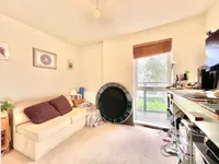 Недвижимость For Sale - Flat, Tawny Court, Shearwater Drive: 13