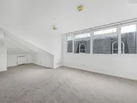 Недвижимость 3 Adamson Road: 8