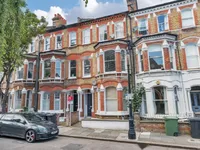 Недвижимость Atherfold Road: 8