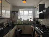 Недвижимость Vallance Road: 18