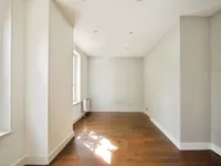 Недвижимость Wilmot Street: 5