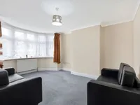 Недвижимость Ballogie Avenue: 13