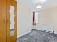 Недвижимость Ballogie Avenue: 21