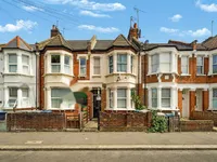 Недвижимость Sandringham Road: 12