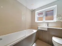 Недвижимость Sandringham Road: 16