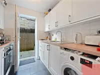 Недвижимость Tunley Road: 10