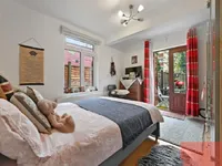 Недвижимость Oldfield Road: 10