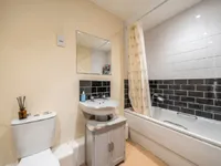 Недвижимость Sumner Road: 13