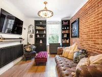 Недвижимость Vicarage Crescent: 1