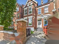 Недвижимость Minster Road: 4