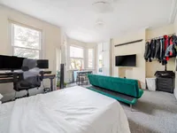 Недвижимость Crewdson Road: 4