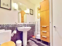 Недвижимость Hans Road: 4