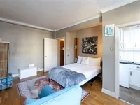 Недвижимость Sloane Avenue: 3