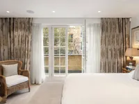 Недвижимость Roland Way: 31