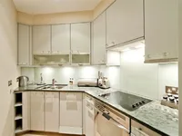 Недвижимость Hans Road: 1