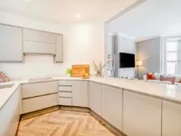 Недвижимость Beaufort Street: 4