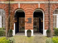 Недвижимость Hortensia Road: 12