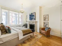 Недвижимость Basil Street: 14