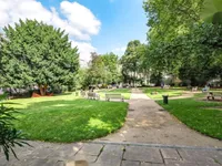 Недвижимость Redcliffe Square: 2