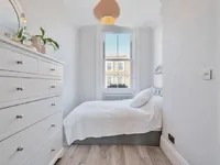 Недвижимость Finborough Road: 5