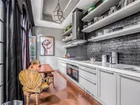 Недвижимость Redcliffe Square: 18