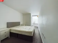 Недвижимость Hortensia Road: 2