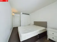 Недвижимость Hortensia Road: 9