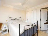 Недвижимость Charles II Place: 1