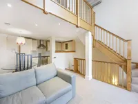 Недвижимость Charles II Place: 7