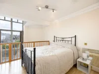 Недвижимость Charles II Place: 13