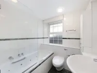 Недвижимость Crown Lodge, 12 Elystan Street: 12