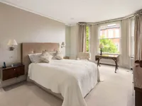 Недвижимость Burton Court, Franklins Row: 1