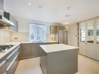 Недвижимость Walpole Street: 12