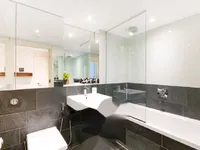 Недвижимость Gatliff Road: 4