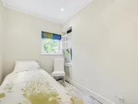 Недвижимость Cathcart Road: 1