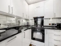 Недвижимость Cathcart Road: 14